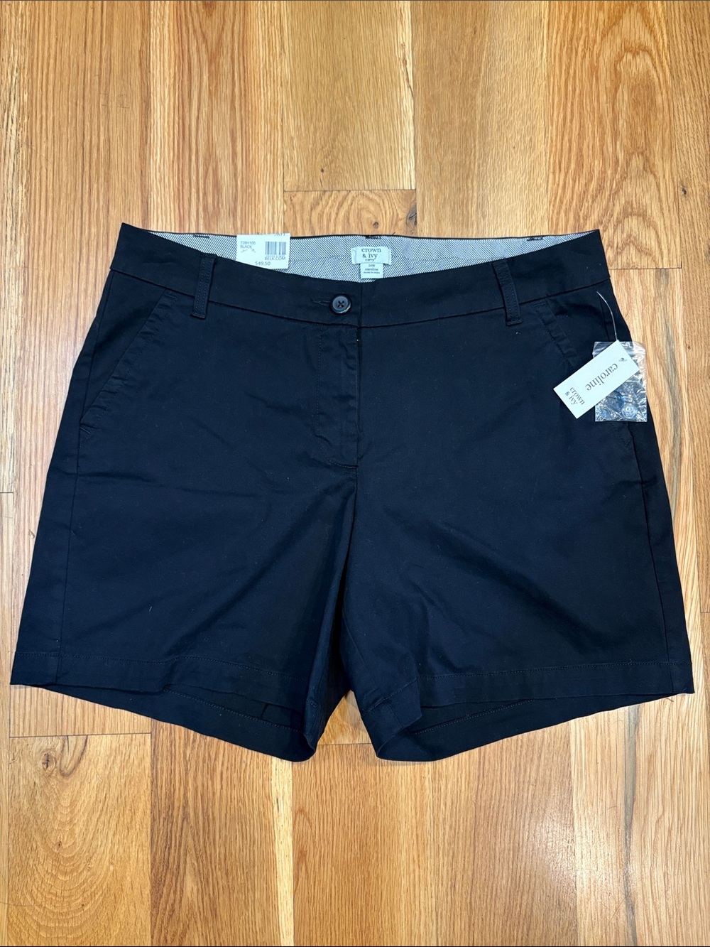 NWT Women’s Crown & Ivy Caroline Shorts, Size 14W